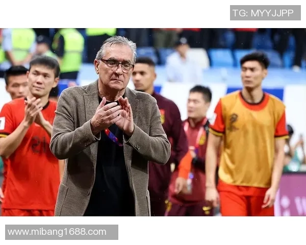 足球队长怒斥裁判引发争议 盘点历史上几位因判罚不满的球星